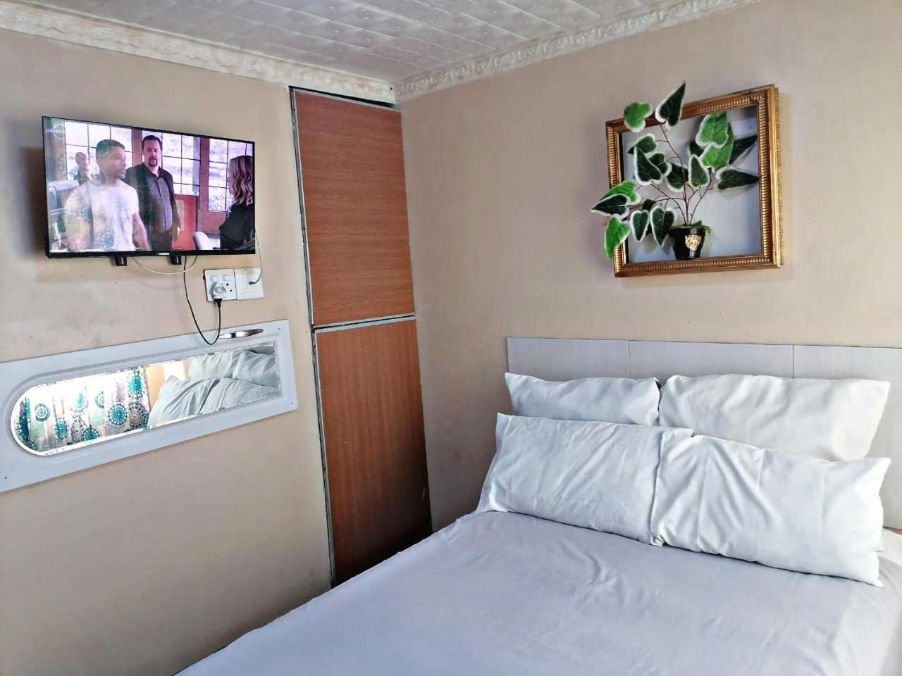 Valleycenter Guesthouse Johannesburg Esterno foto