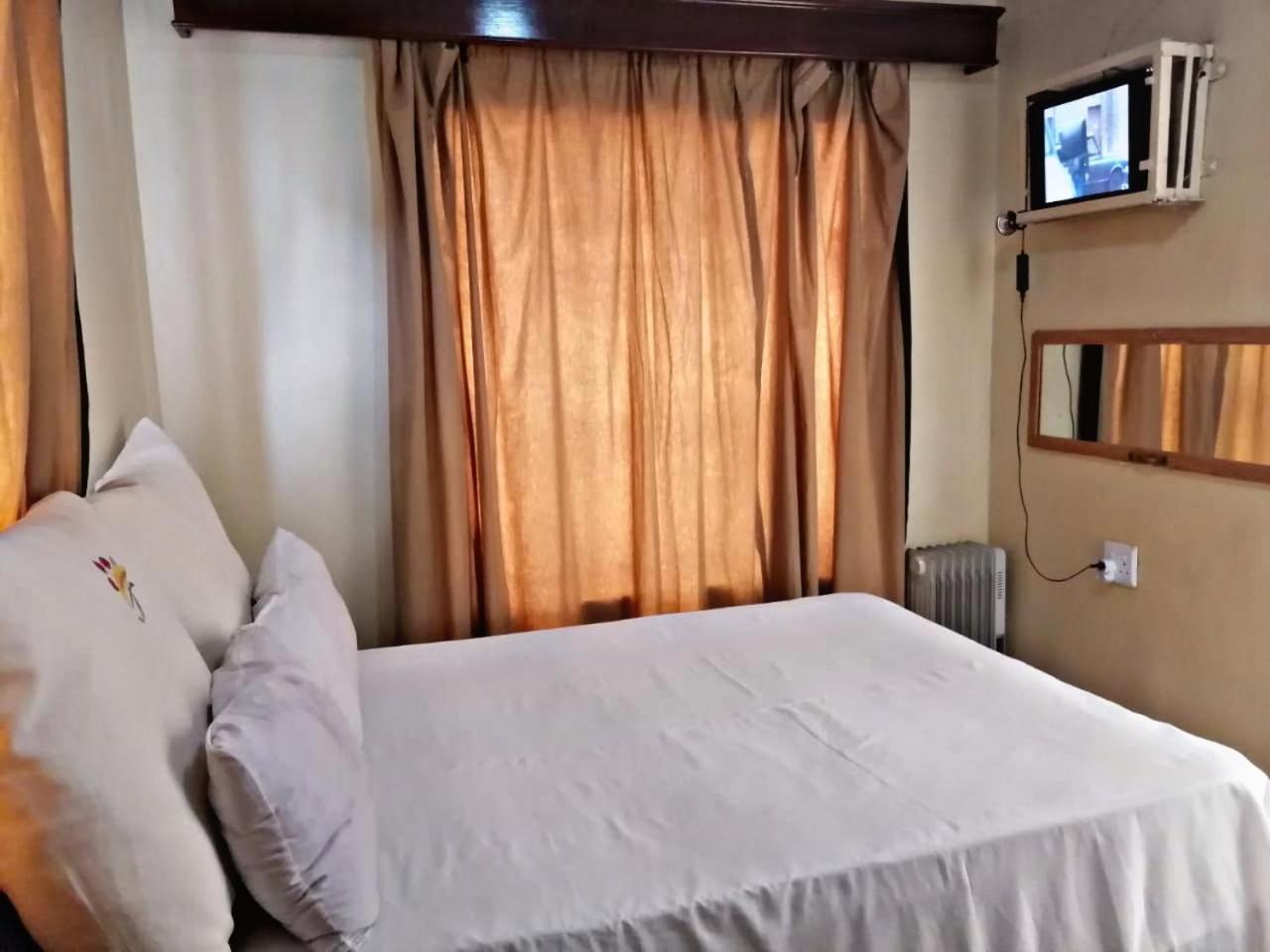 Valleycenter Guesthouse Johannesburg Esterno foto
